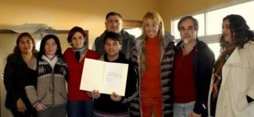 Entregaron subsidio al Centro Comunitario Ruca Che