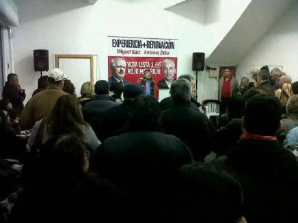 Zidar inauguró local de la UCR en Bariloche 