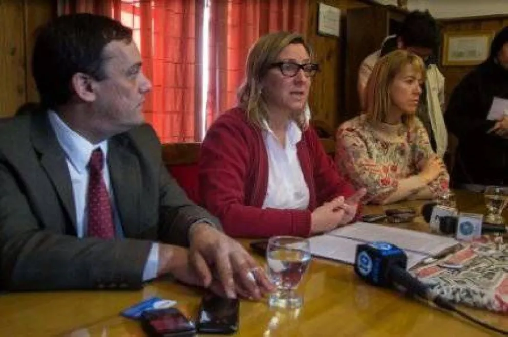 Aceleran gestiones para implementar el PROMEBA en Malvinas y Nahuel Hue
