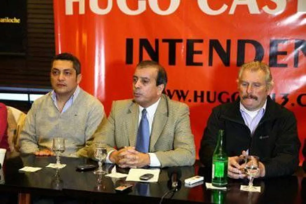 Castañón presentó su Gabinete y plataforma de Gobierno 