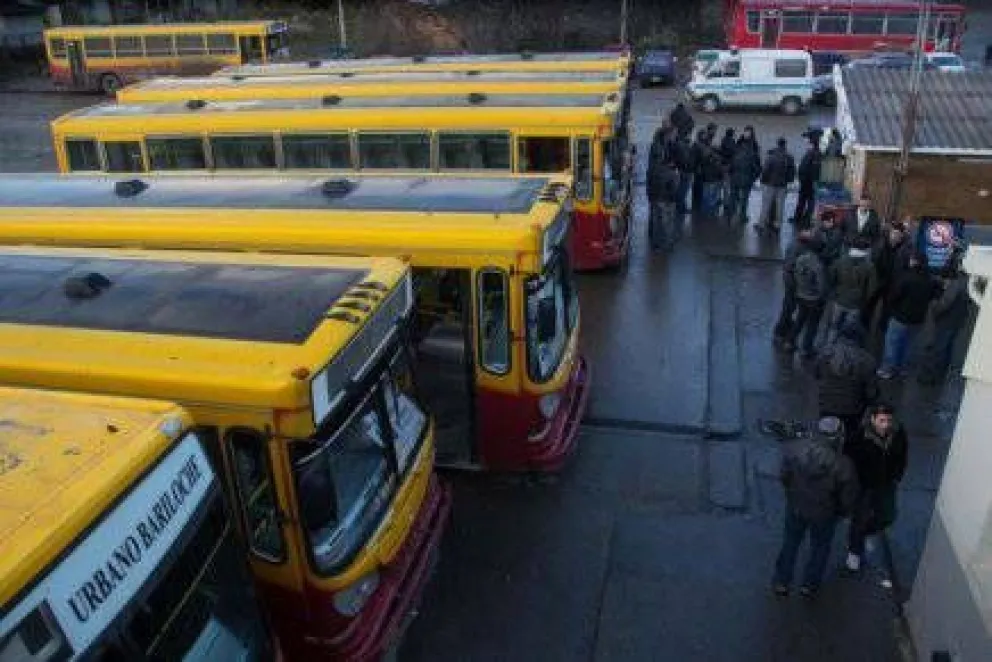 Dictan conciliación obligatoria y levantan el paro del transporte urbano