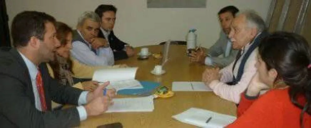 Se instituyó la comisión para tratar remuneraciones en los penales