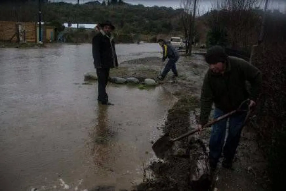 Provincia: "Hay 300 familias afectadas"