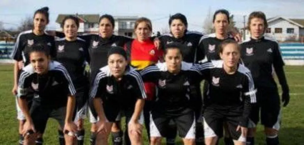 Jugadoras de Bariloche fueron seguidas de cerca por el entrenador de River