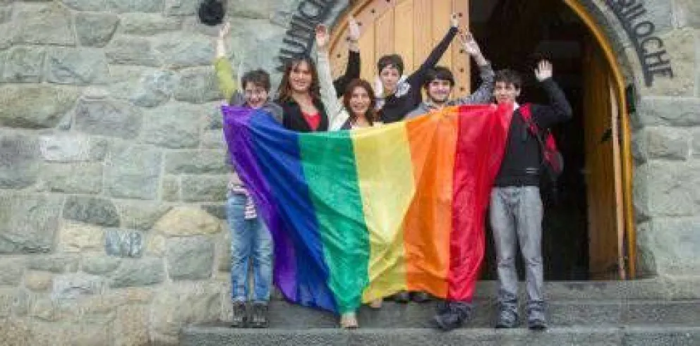 Hoy sigue el encuentro del Día del orgullo LGBTIQ