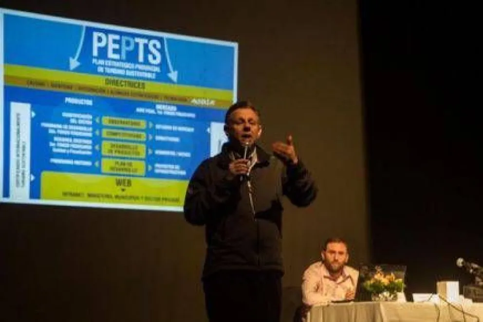 Rovira Bosch presentó nueva web de turismo en Bariloche