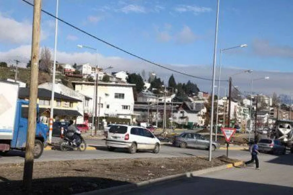 Rotonda del &Ntilde;ireco requiere de "ajustes" para garantizar circulación