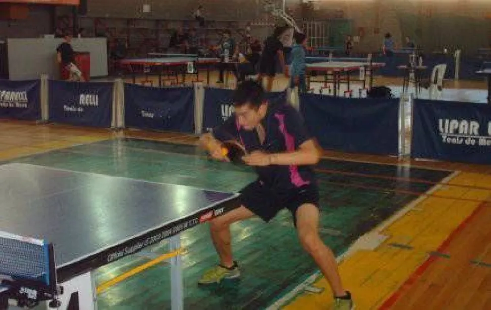 Barilochenses se destacaron en el Torneo Provincial de tenis de mesa