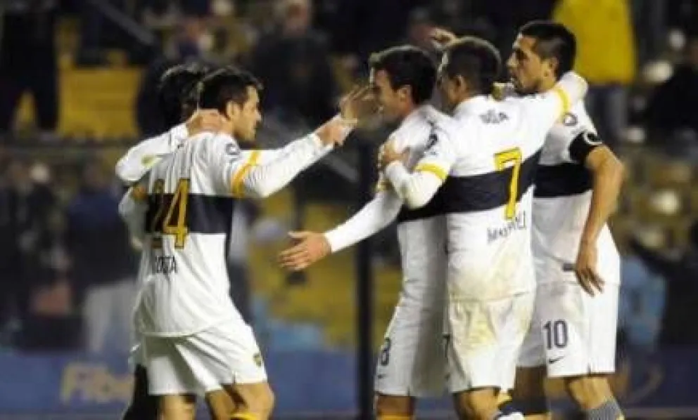 Boca sigue sumando
