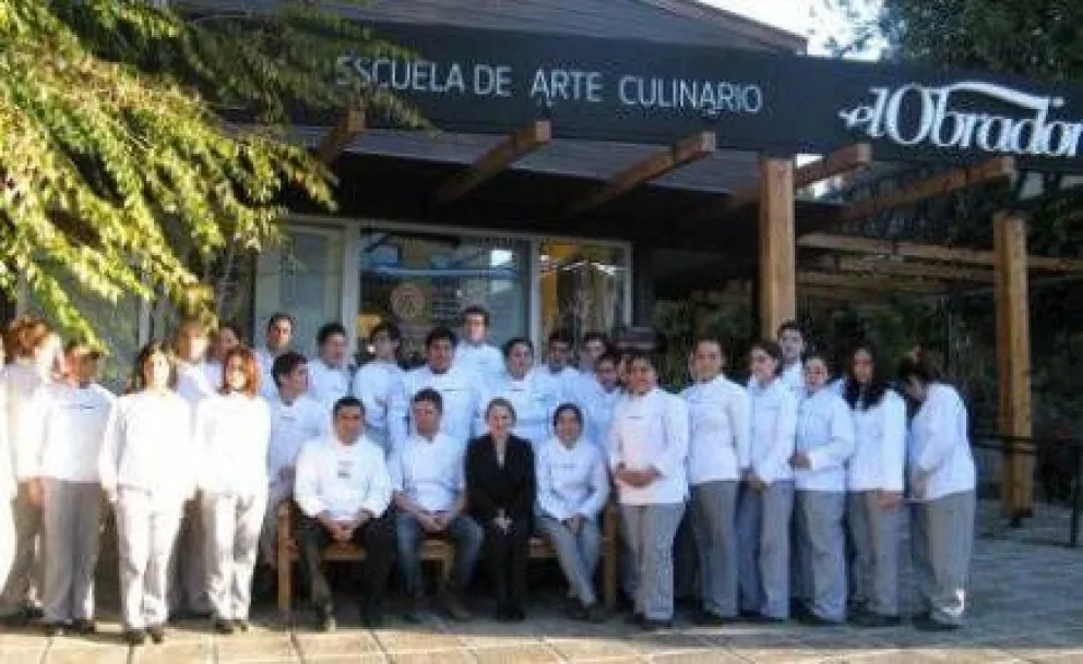 Alumnos de Chile visitaron El Obrador