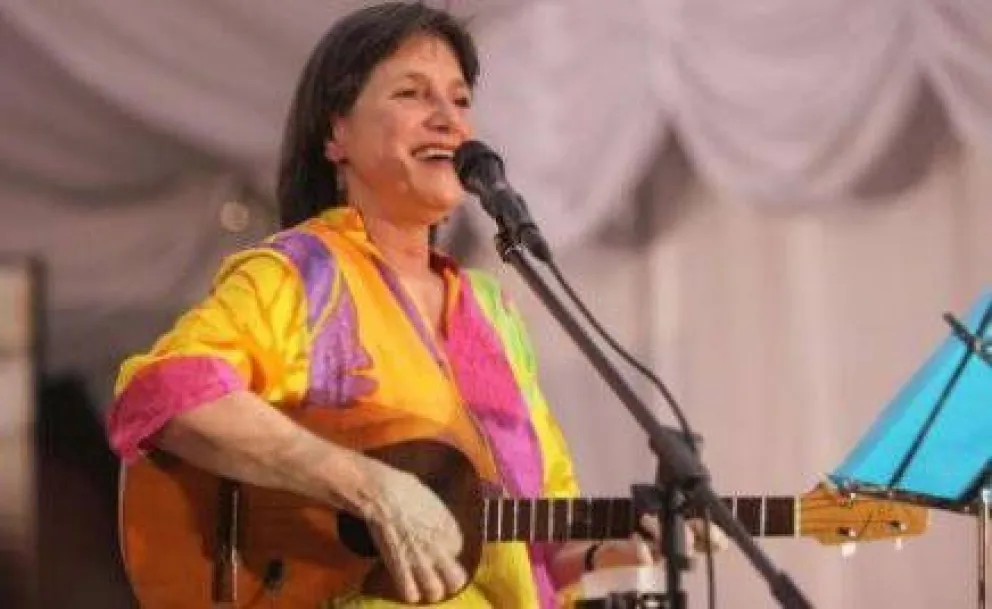 Cecilia Todd, "En estos días"