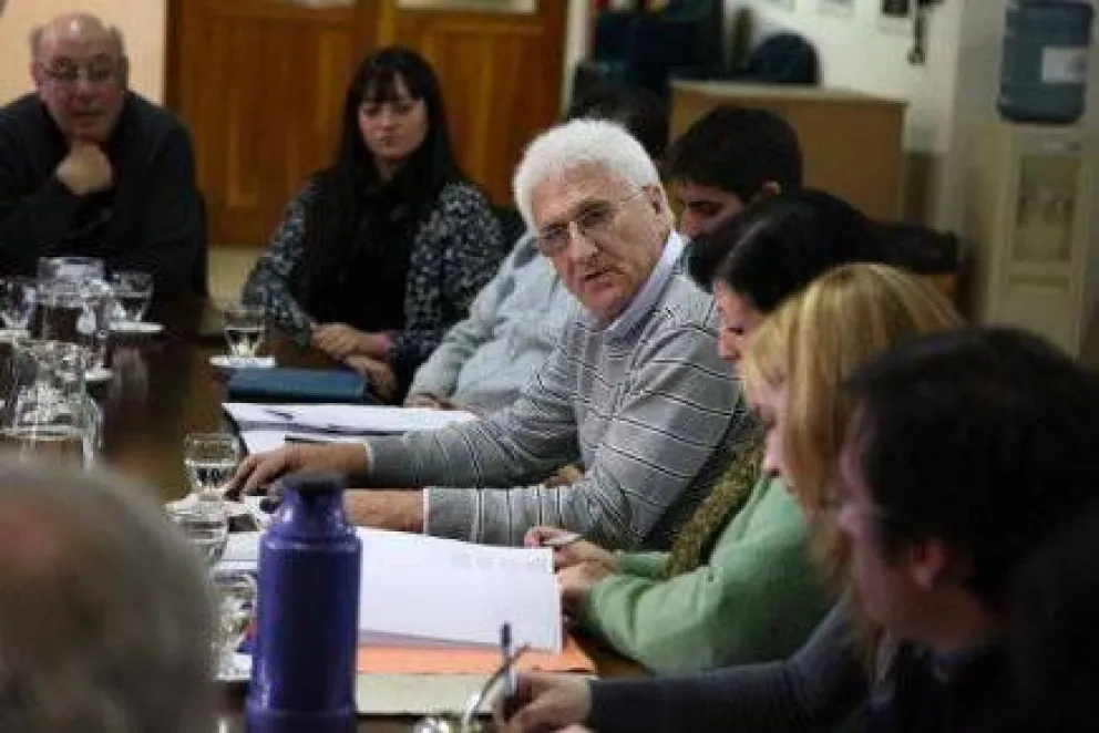 Empresas de transporte amenazan con cortar el servicio por falta de rentabilidad