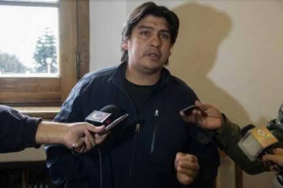 Riquelme continúa reclamando respuestas