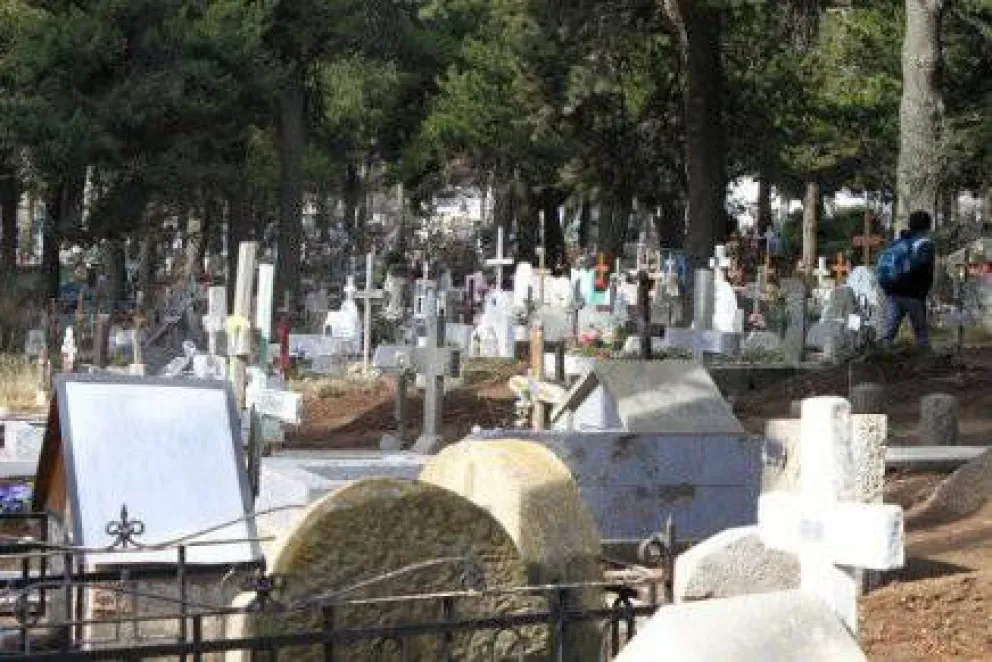 El Cementerio tendrá seguridad policial 