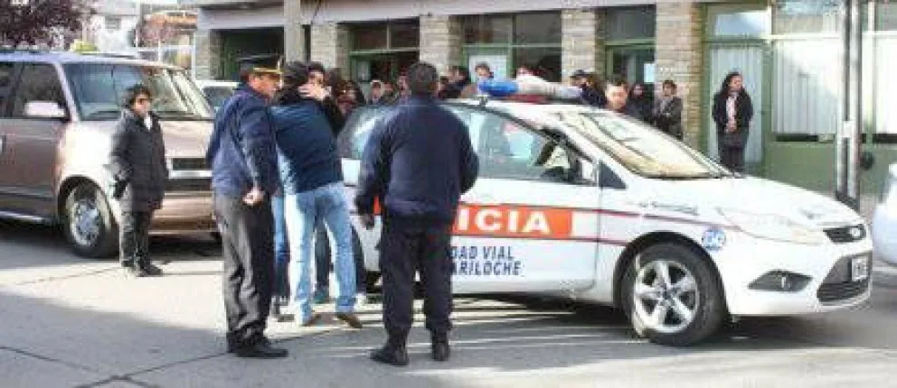 Masivo adiós al policía asesinado