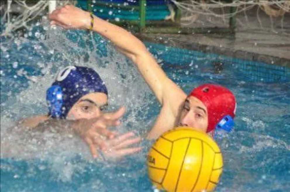Arrancó la liga patagónica de waterpolo 