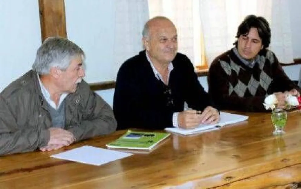 Analizan relaciones del sistema productivo de la región