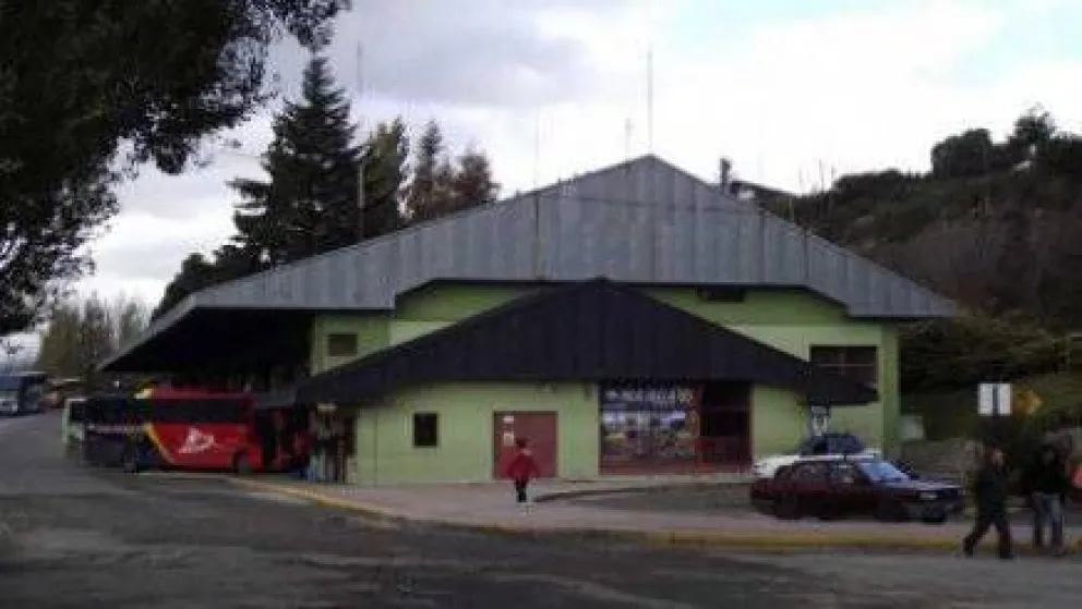 Paro de micros de larga distancia complica a Bariloche