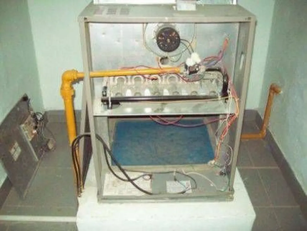 Comunidad del CEM 123 molesta por la rotura de una caldera 