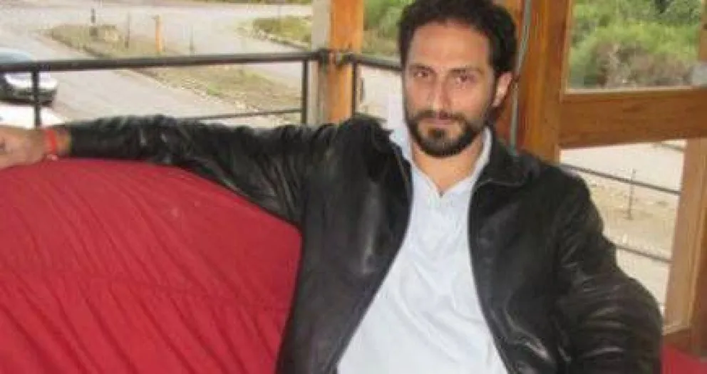 Escritor colombiano recorre Latinoamérica en busca de "poetas"