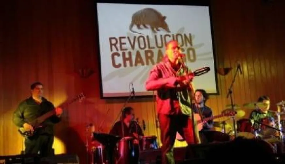 Boris Choquet vuelve con su "Revolución Charango"