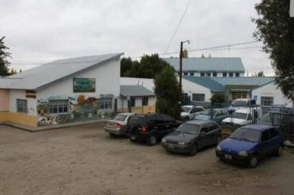 Transformadores con PCB seguirían depositados cerca de una escuela