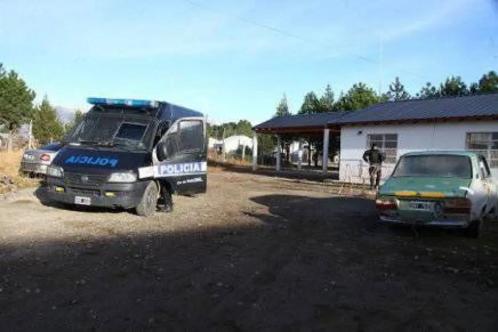 Apedrearon subcomisaría del Alto