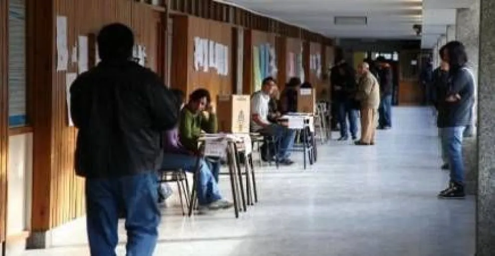 Sube lentamente la participación en la votación