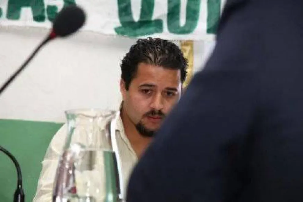 Partido vecinalista pide renuncia de concejal
