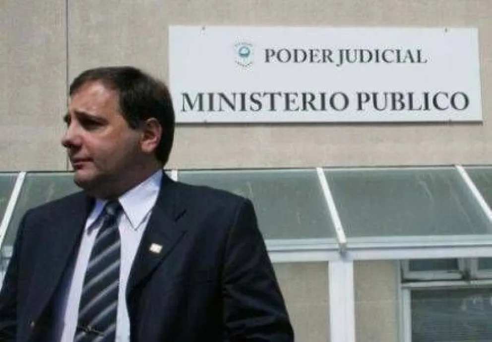 Revocan procesamiento de Cascón por "falsedad ideológica"