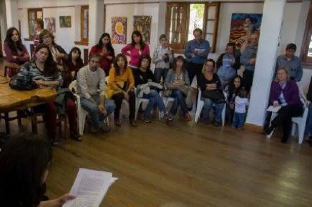 Vecinos critican "pasividad" de funcionarios ante ataques sexuales 