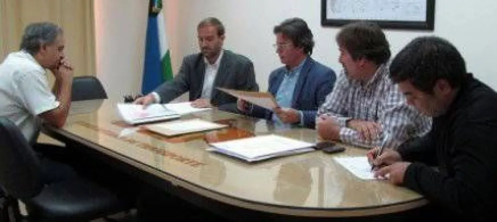 Dos ofertas para el derivador de Bustillo
