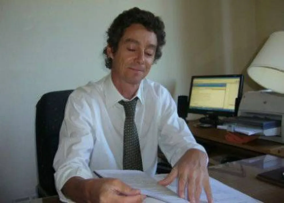 Lozada pide contención social a menores