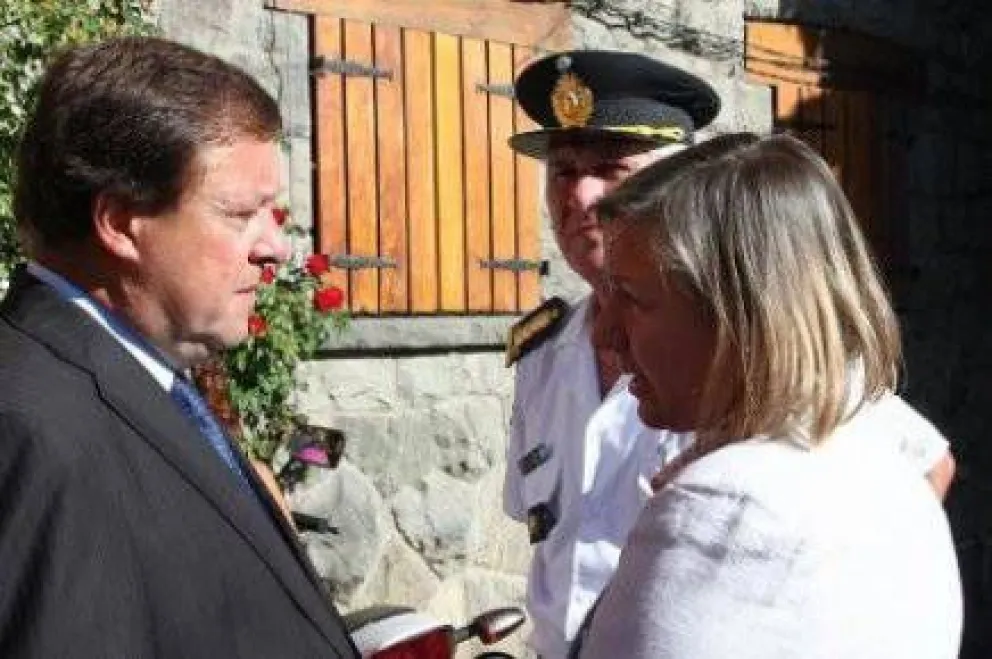 "Le pedí al Gobernador más policías para Bariloche"