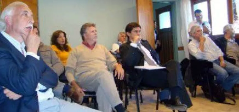 Trabajan en el proyecto del Polo Productivo 