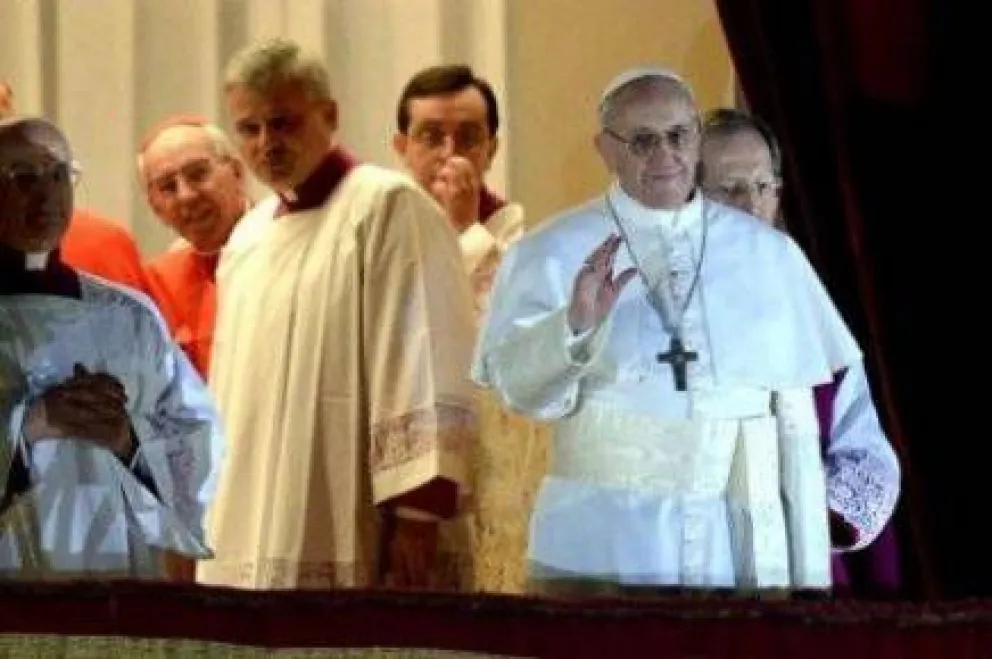 Políticos celebraron la designación de Bergoglio 