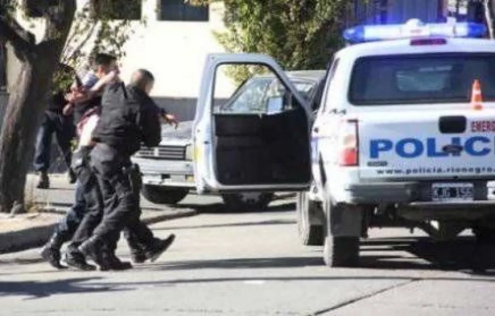 Justicia ordena investigar a policías por "zona liberada"