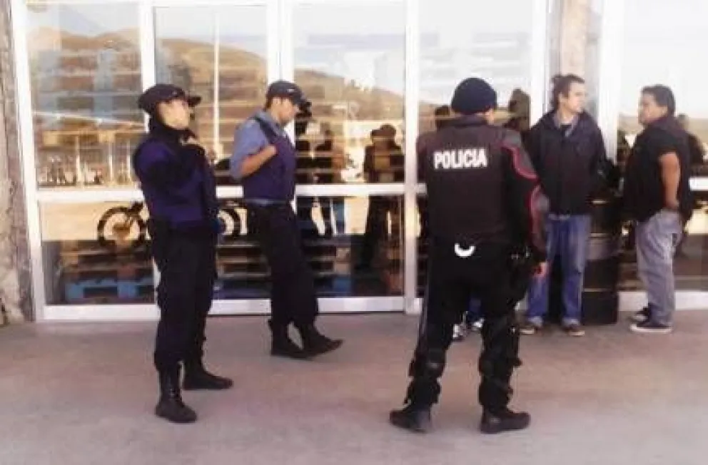 Refuerzan seguridad en Chango Más ante rumores de saqueos