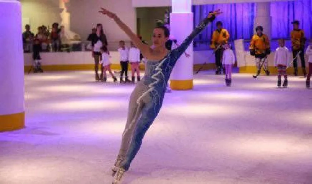 Bariloche tiene una nueva pista de hielo con tecnología de vanguardia 