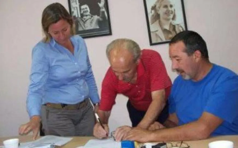 Acuerdan suba salarial del 25 por ciento en tres meses