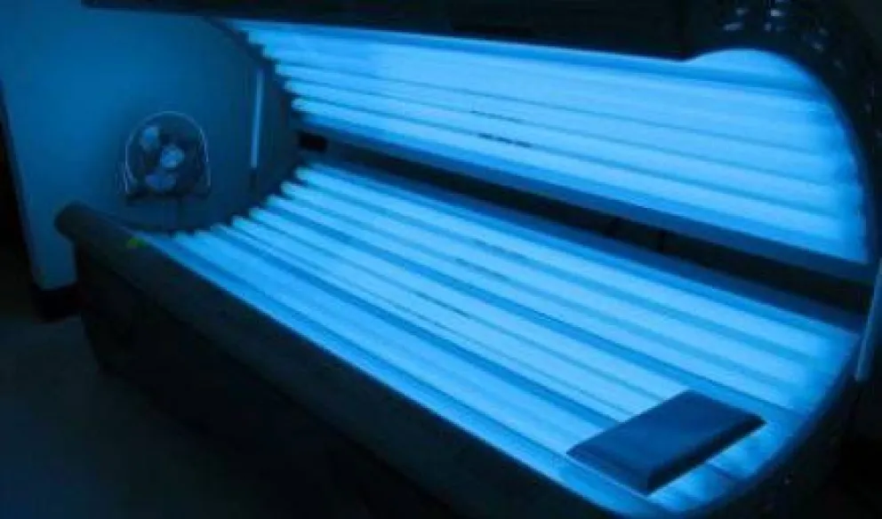 Quieren prohibir a menores el uso de camas solares