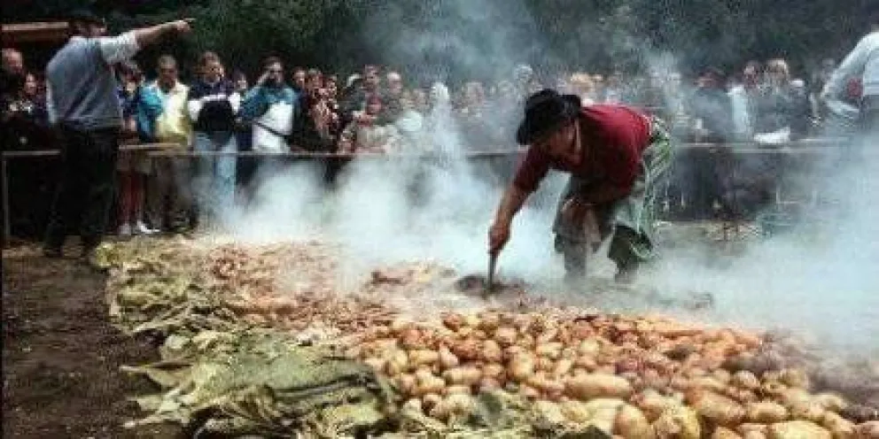 Esperan una multitud en Colonia Suiza por la Fiesta Nacional del Curanto