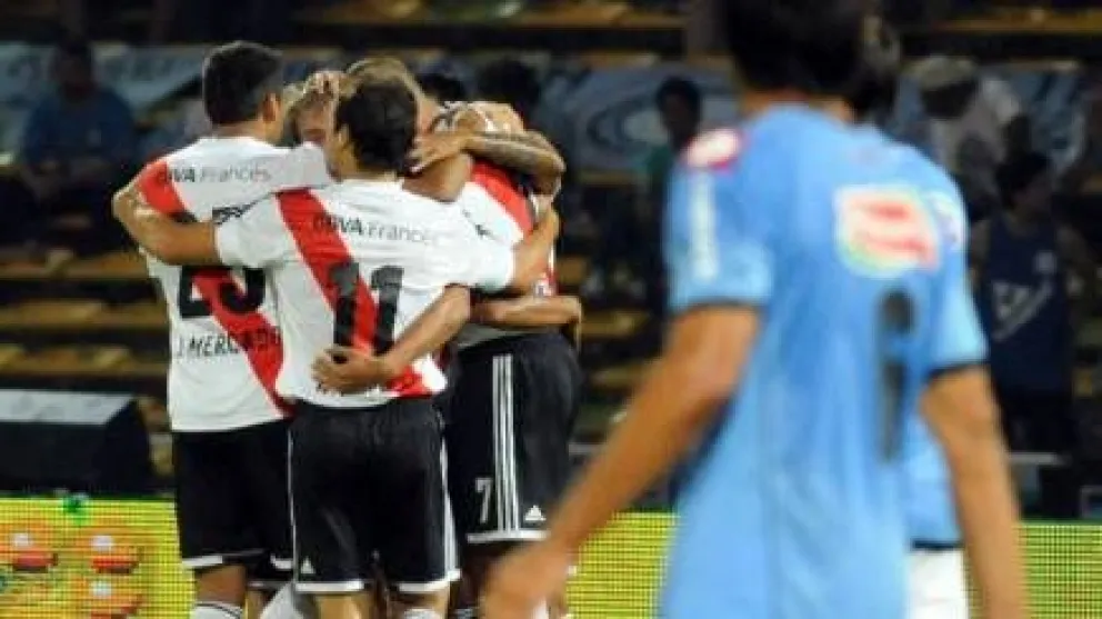 River arrancó con todo