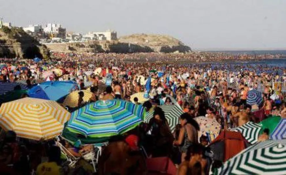 Destacan récord de ocupación turística durante enero en Río Negro