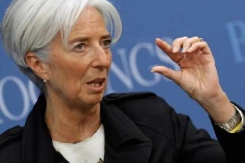 El FMI sacó tarjeta rosa