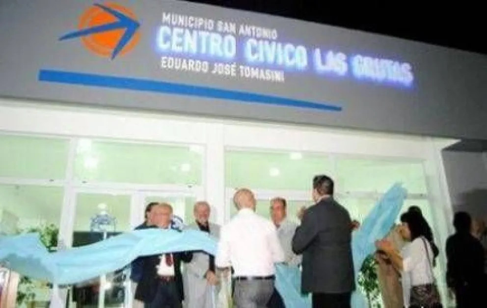 Inauguraron Centro Cívico de Las Grutas