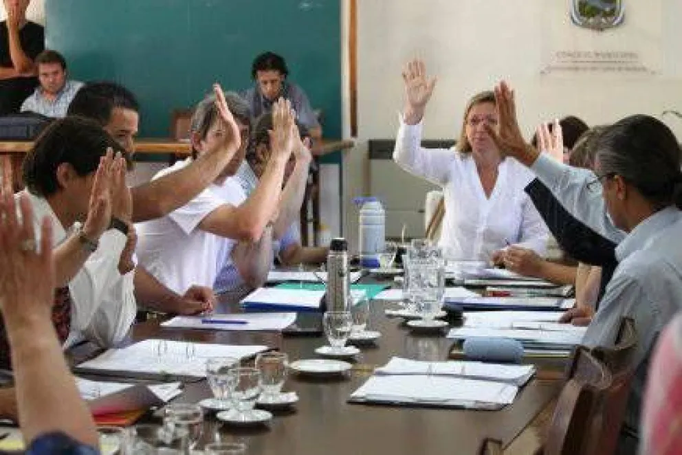 Suspendieron a Mazzaglia hasta el fin de su mandato