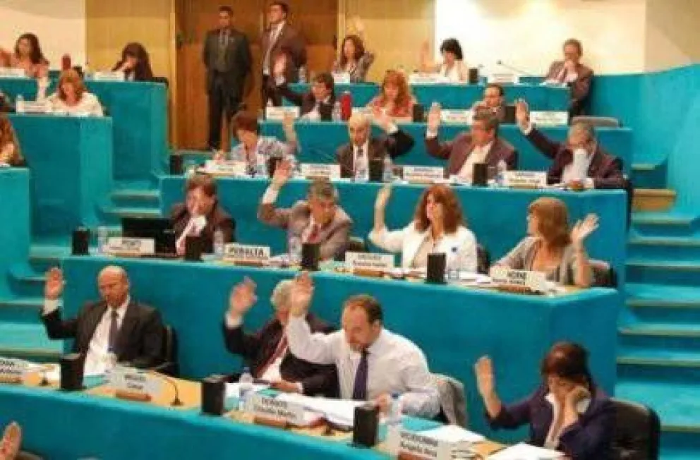 Para los legisladores del FpV, "Goye debe irse ya"