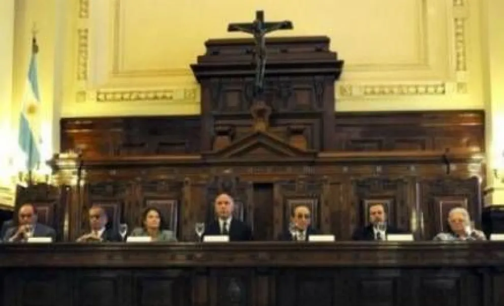 La Corte Suprema rechazó el per saltum y mantuvo la cautelar de Clarín 