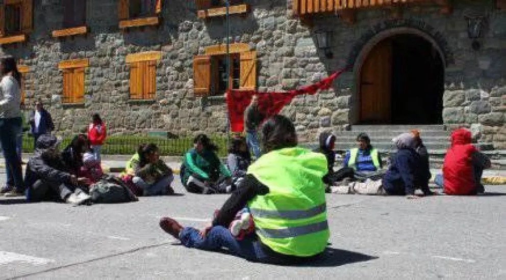 Cooperativa 1 de Mayo protesta por allanamientos